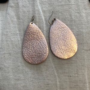 Nickel and suede Earrings